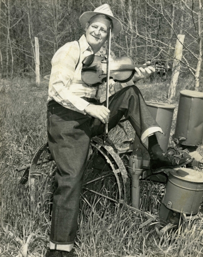 J. E. Mainer