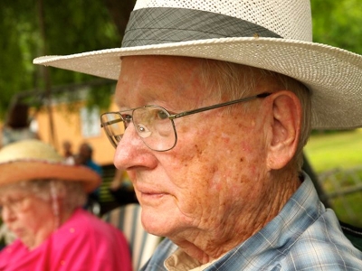 Dr. T. R. Bryan